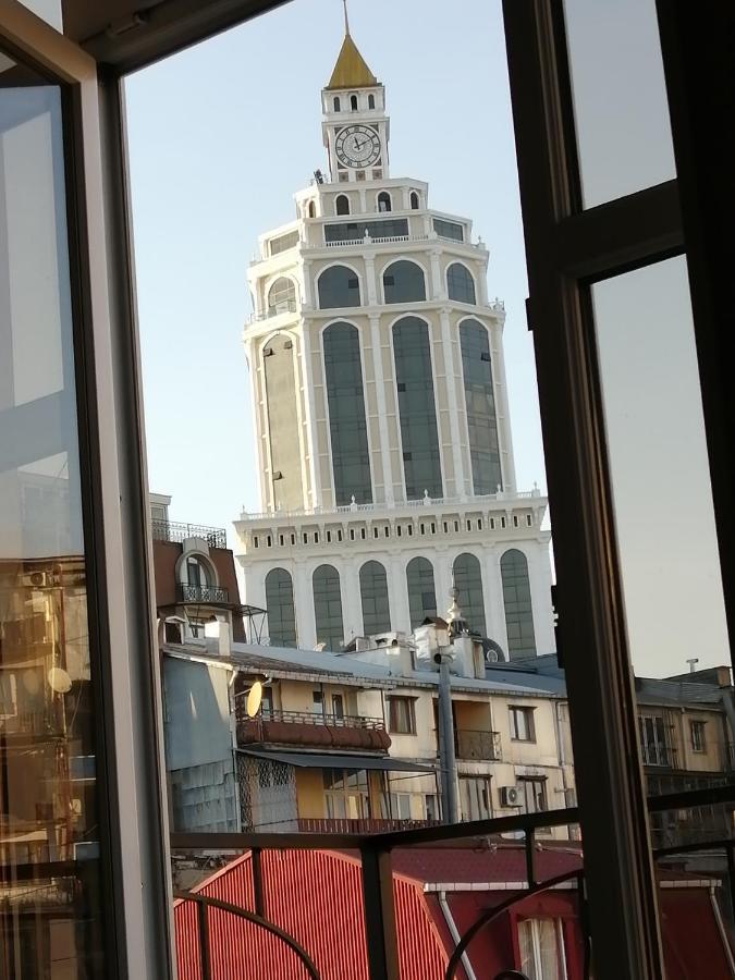 Apartments In The Historical Center Of Batumi, Near The Seaside Park Exterior photo